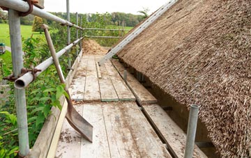 advantages of Heol Y Gaer thatch roofing